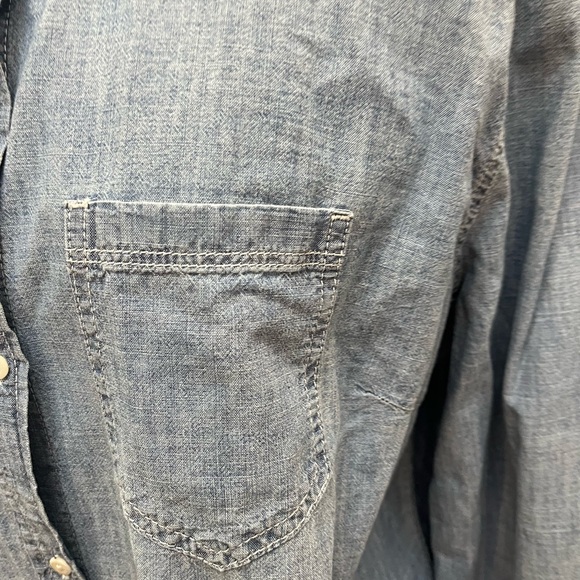 Gap Denim NWTS Denim Button Down Shirt - Picture 4 of 8